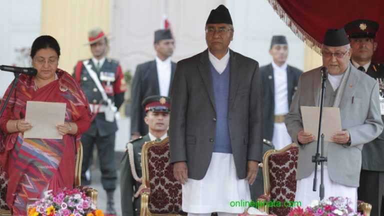 ४१औँ प्रधानमन्त्रीका रुपमा ओलीद्वारा शपथ