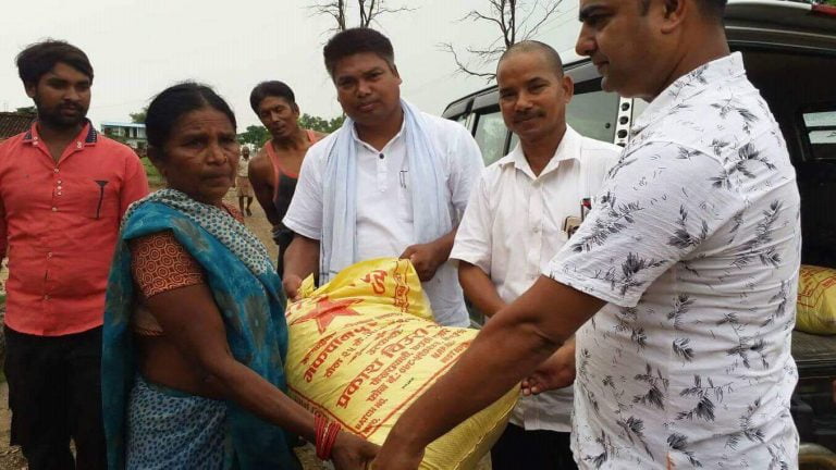 गाउँपालिकाले गर्याे  कृया कार्यकाे लागि खाद्य सामाग्री सहयोग