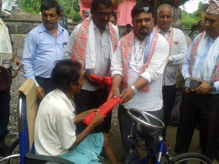 ह्विलचेयर पाउँदा अपांगता भएकाहरु खुशी