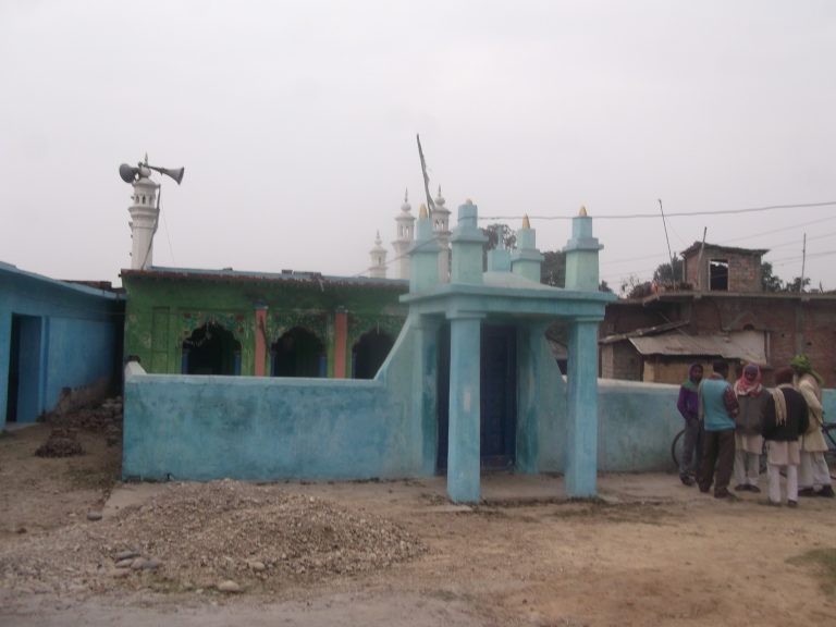 मदारबाबा भेटीको रकम हिनामिना गर्ने पुर्व अध्यक्ष जमालुद्दिन अंसारीलाई कार्वाहीको माग