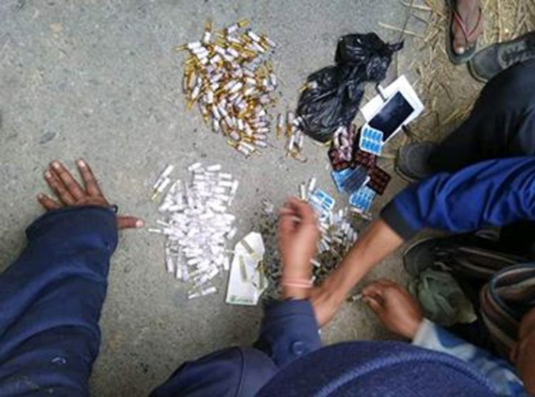 अवैध लागूऔषध सहित पक्राउ