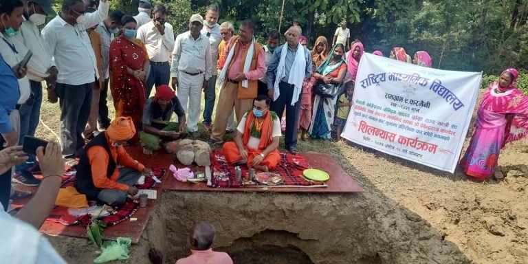 सांसद कण्डेलद्धारा ४ कोठे भवनको शिलान्यास