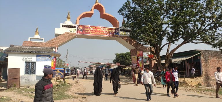 भन्सारमा अनुमति नपाउँदा पर्यटक आउजाउ ठप्प