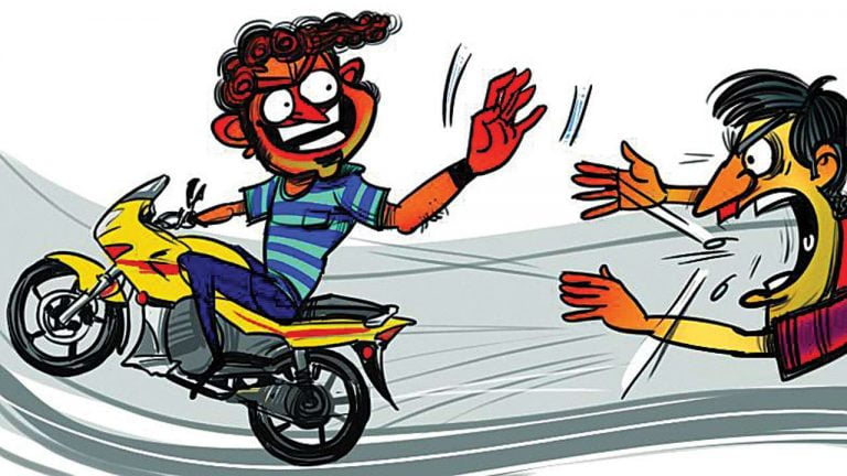 लुटपाटमा संलग्न पक्राउ
