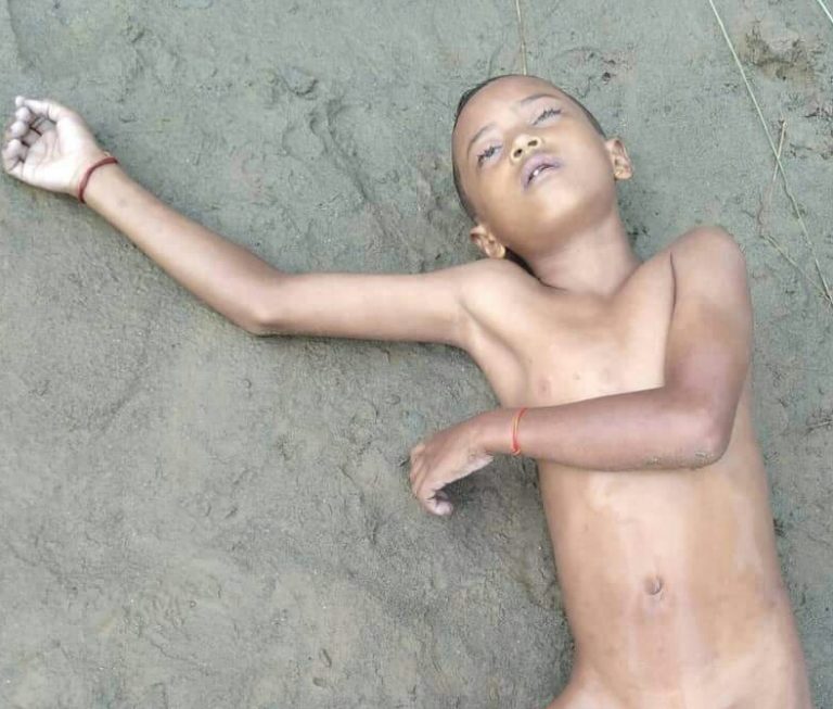 खजुरा खाेलामा डुबेर एक बालककाे मृत्यु ।