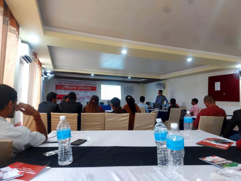 नमुना यूवा संसद अभ्यास कार्यक्रमको प्रशिक्षक प्रशिक्षण कार्यक्रम नेपालगञ्जमा सुरु