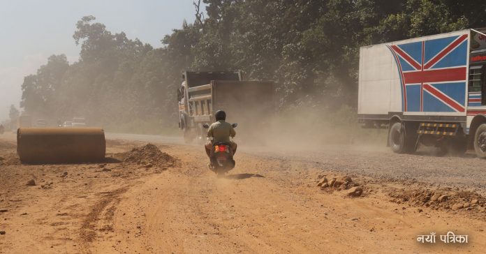 butwal_chitwan_road2022-10-16-05-44-39