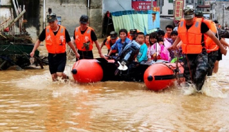 चीनको सिचुआनमा ठूलो वर्षापछि ४ लाख ६० हजार जनाभन्दा धेरै प्रभावित