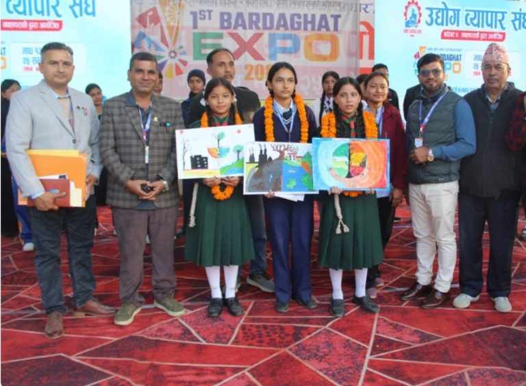 ´प्रथम बर्दघाट एक्सपो – २०८२` मा चित्रकला प्रतियोगिता सम्पन्न राजा मावि प्रथम